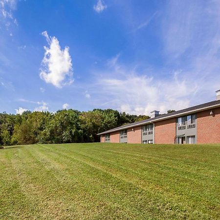 Quality Inn Harpers Ferry Exterior photo