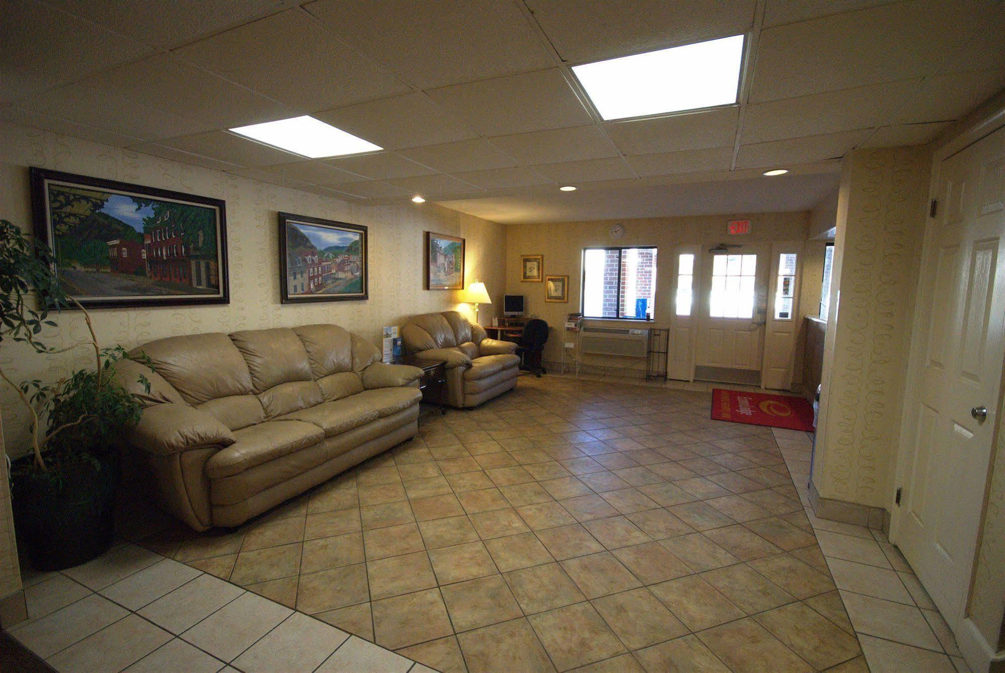 Quality Inn Harpers Ferry Exterior photo