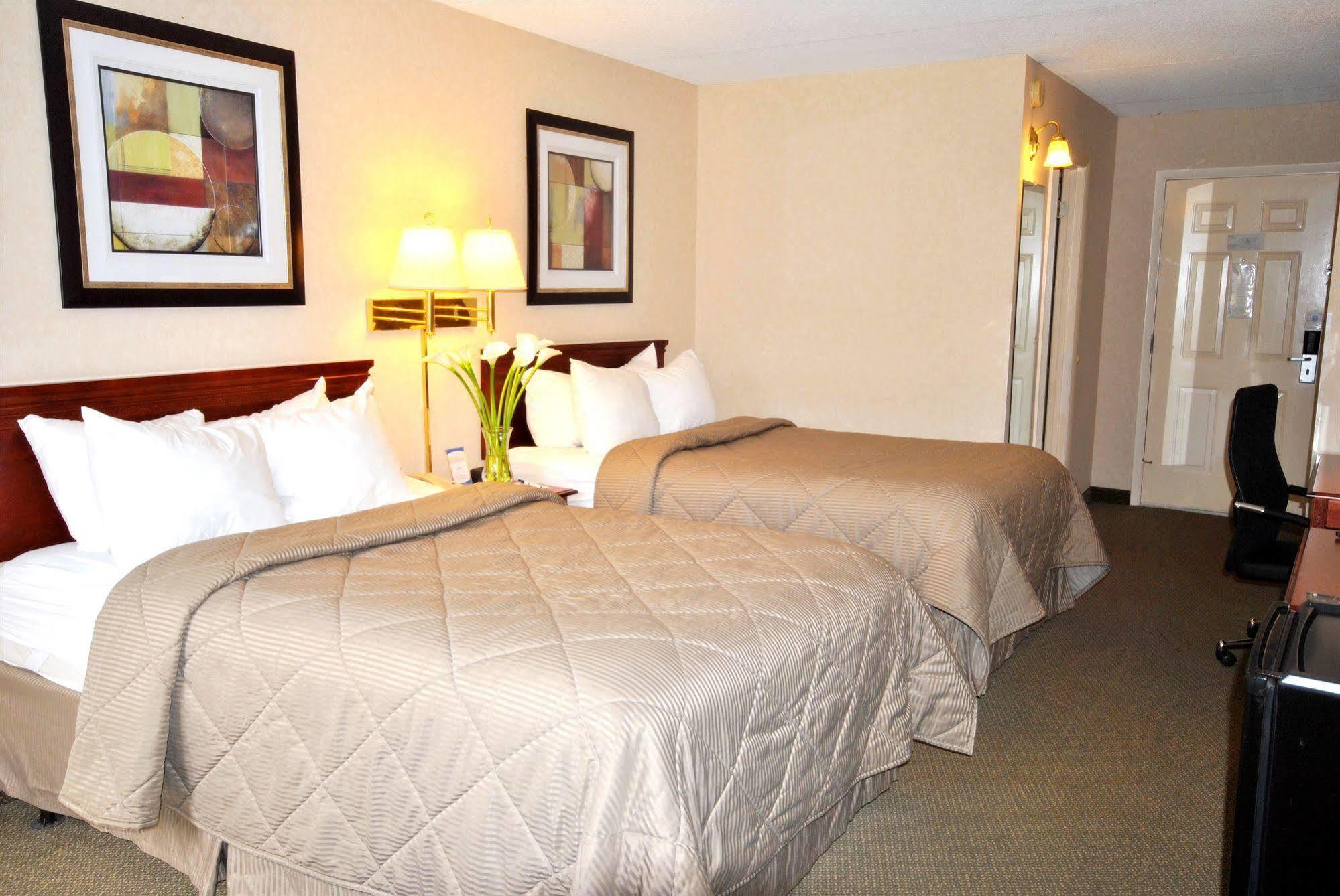 Quality Inn Harpers Ferry Exterior photo