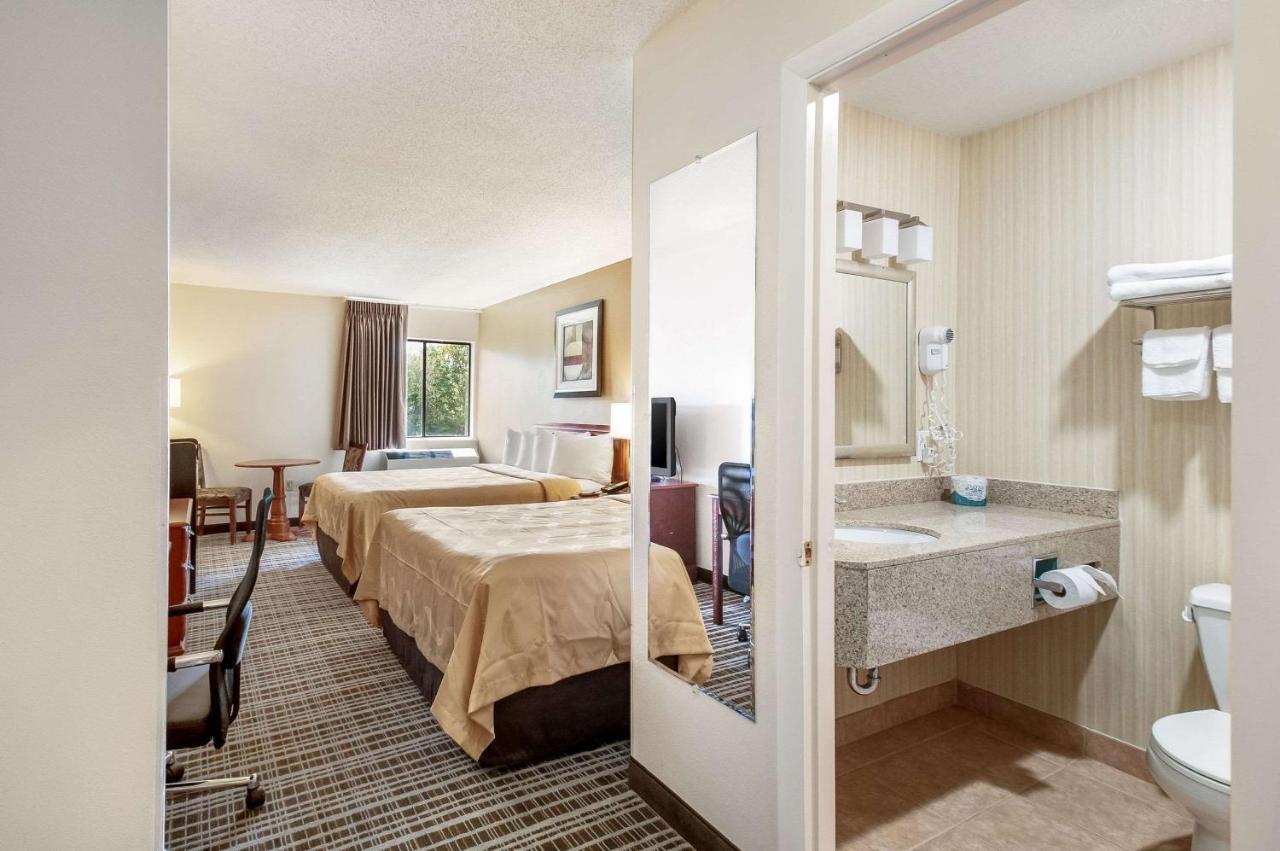 Quality Inn Harpers Ferry Exterior photo