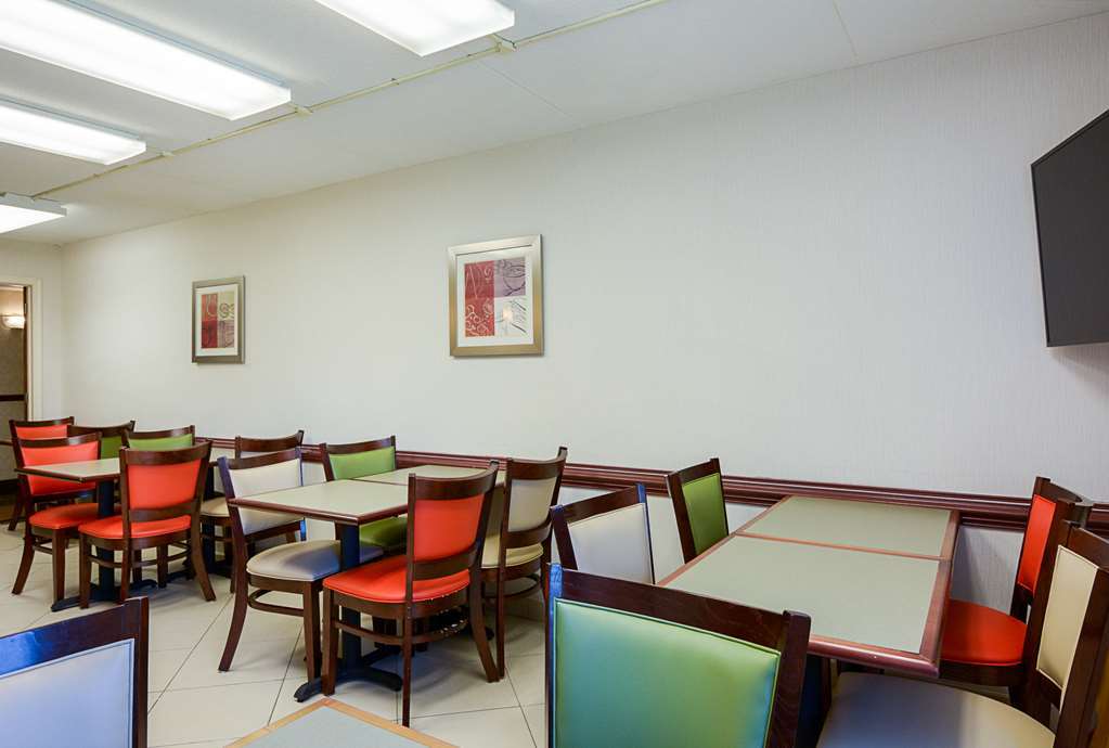 Quality Inn Harpers Ferry Restaurant photo