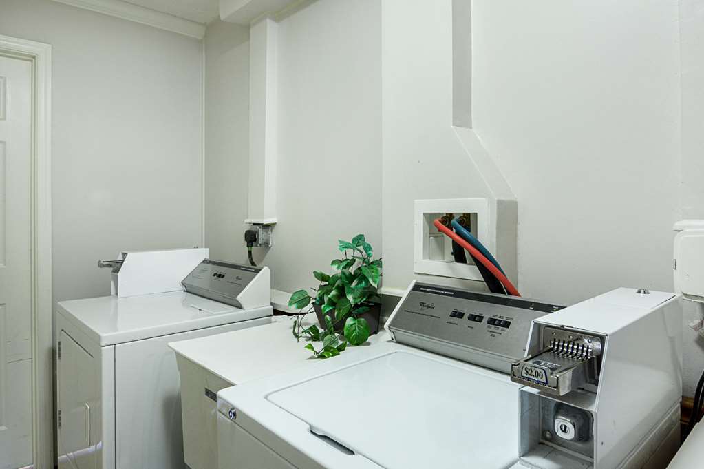 Quality Inn Harpers Ferry Amenities photo