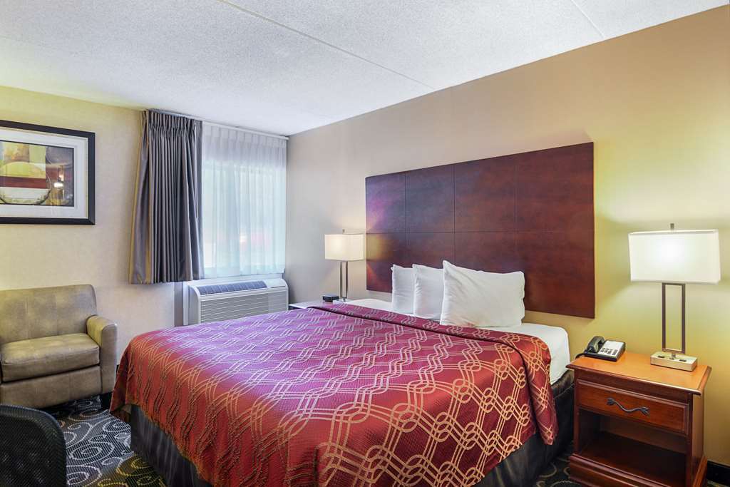 Quality Inn Harpers Ferry Room photo