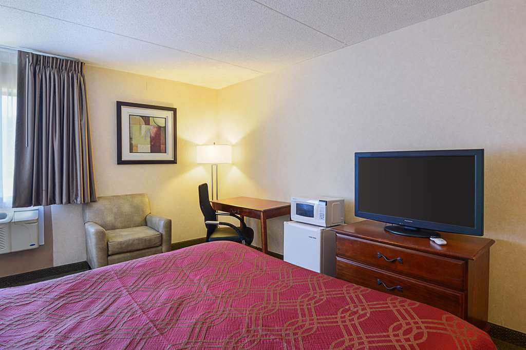 Quality Inn Harpers Ferry Room photo